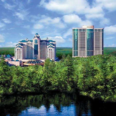Great Cedar Hotel At Foxwoods Лед'ярд-Сентер Екстер'єр фото